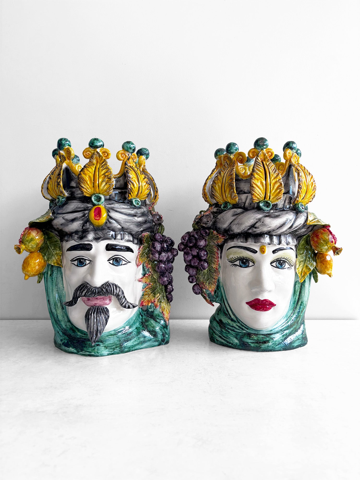 Sicilian Moor Head vases with grapes set of 2, 40cm